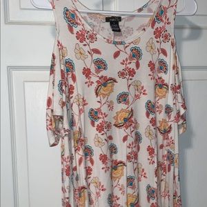 Floral cold-shoulder dress!